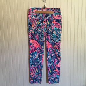 Lilly Pulitzer Kelly pants in Seas the Day blue pink fish print size 2 EUC